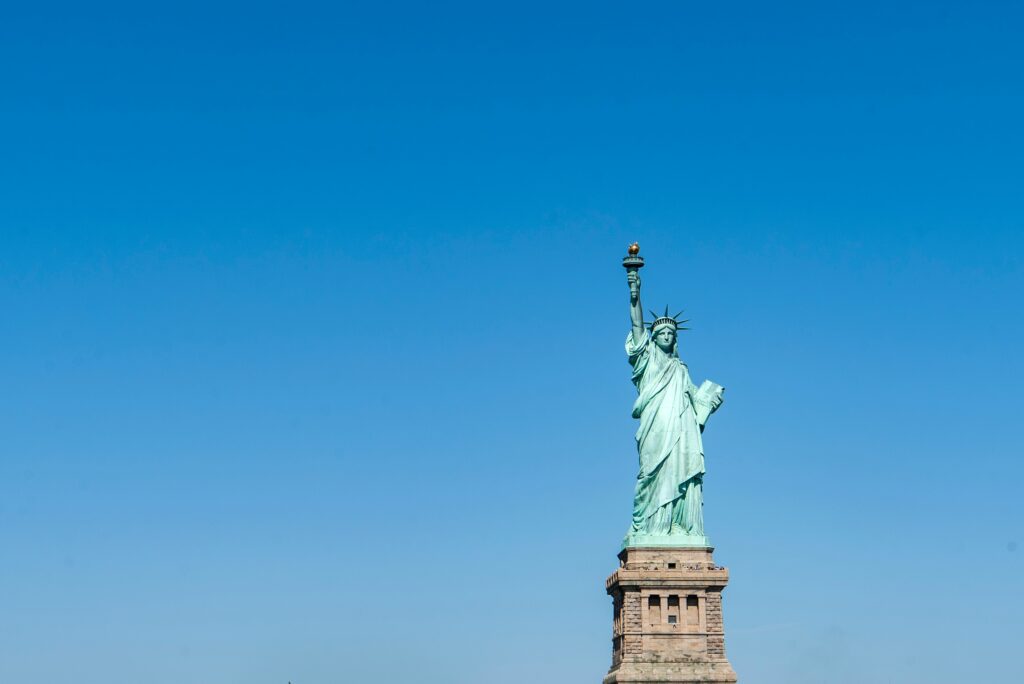 moving to USA financial checklist